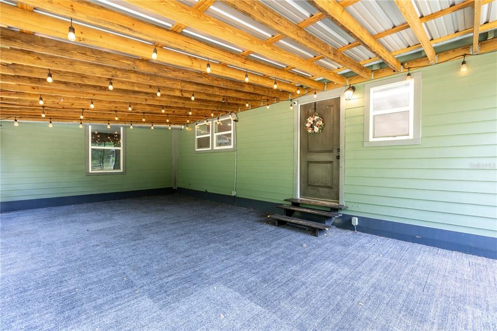 For Sale: $265,000 (3 beds, 2 baths, 1572 Square Feet)