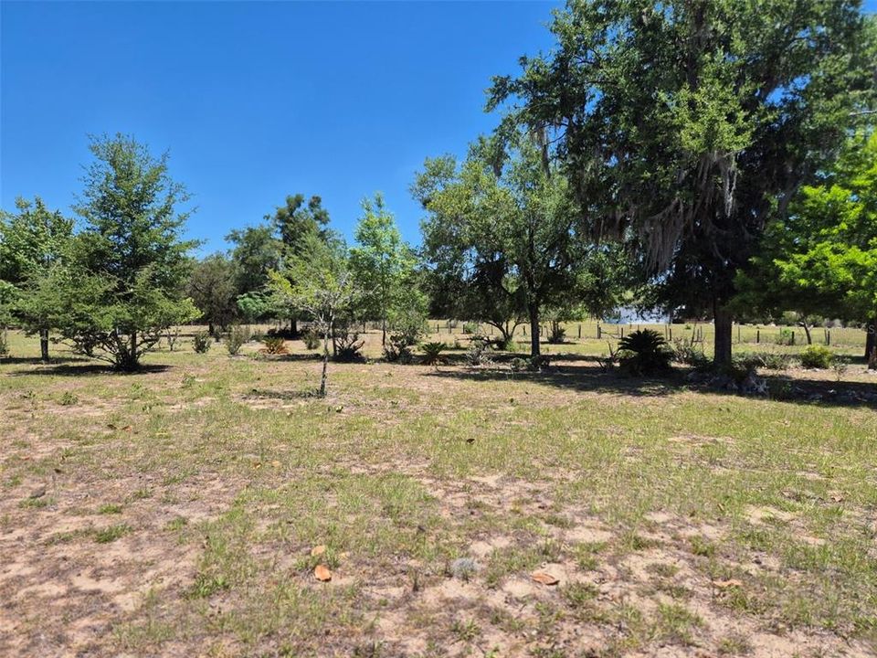Active With Contract: $145,000 (2 beds, 2 baths, 840 Square Feet)