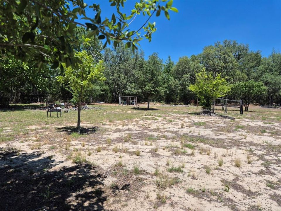 Active With Contract: $145,000 (2 beds, 2 baths, 840 Square Feet)