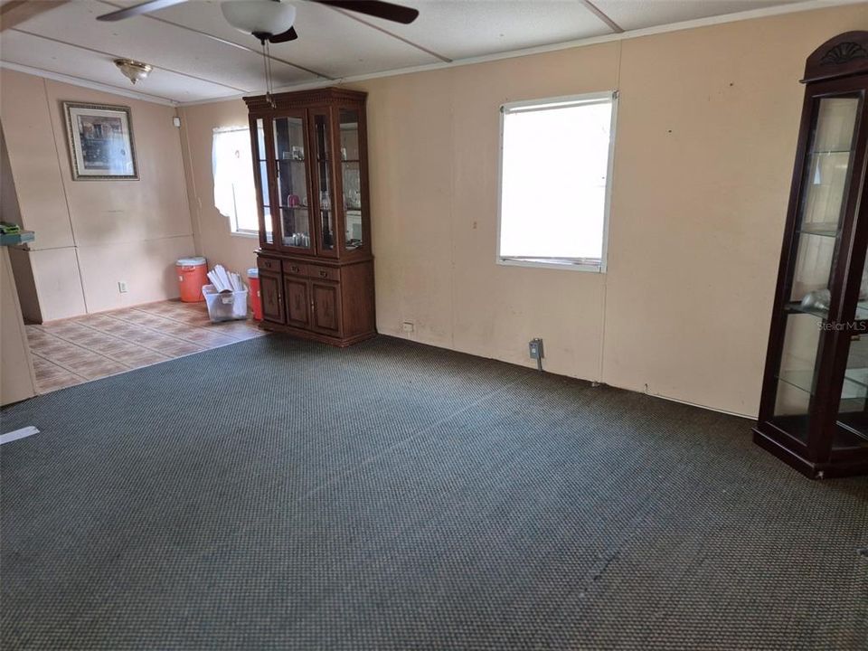 Active With Contract: $145,000 (2 beds, 2 baths, 840 Square Feet)