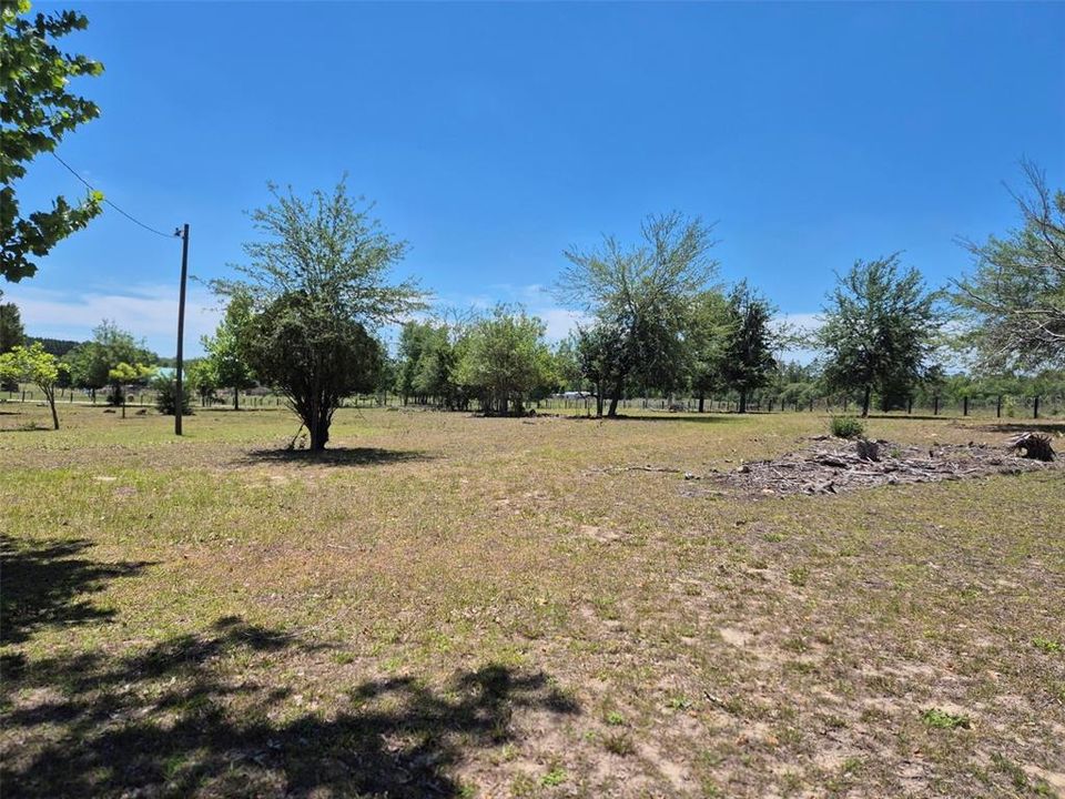 Active With Contract: $145,000 (2 beds, 2 baths, 840 Square Feet)