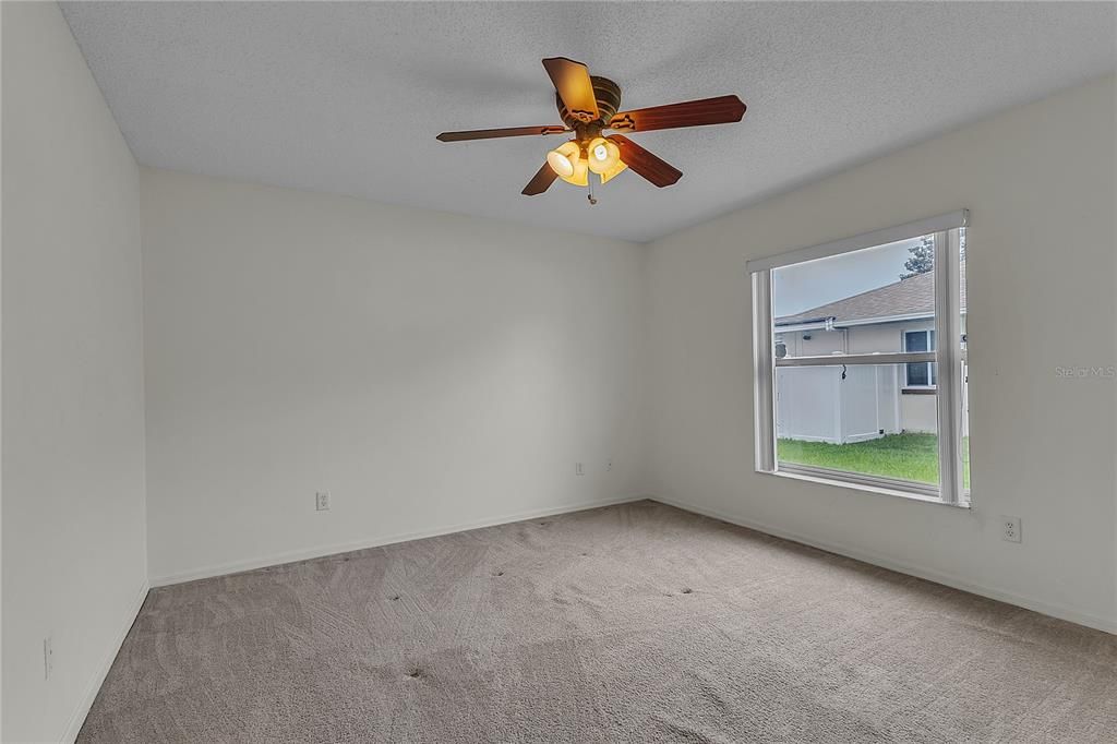 For Sale: $300,000 (4 beds, 2 baths, 1889 Square Feet)