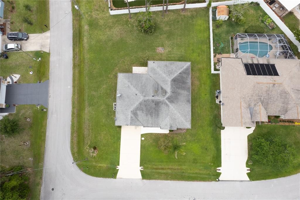 For Sale: $300,000 (4 beds, 2 baths, 1889 Square Feet)