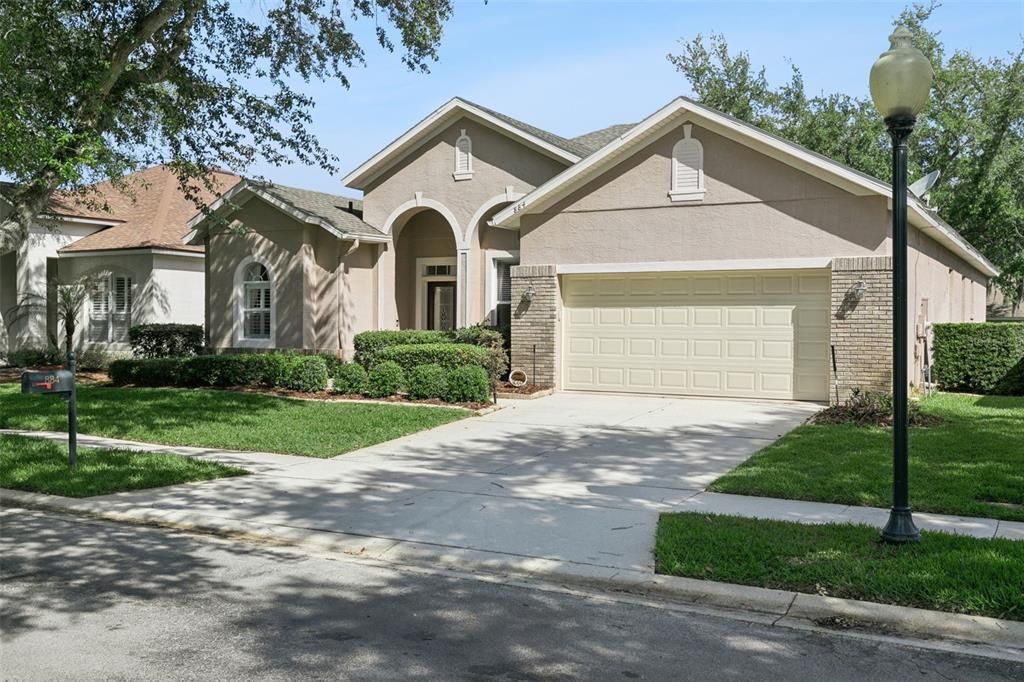 For Sale: $649,000 (4 beds, 2 baths, 2250 Square Feet)