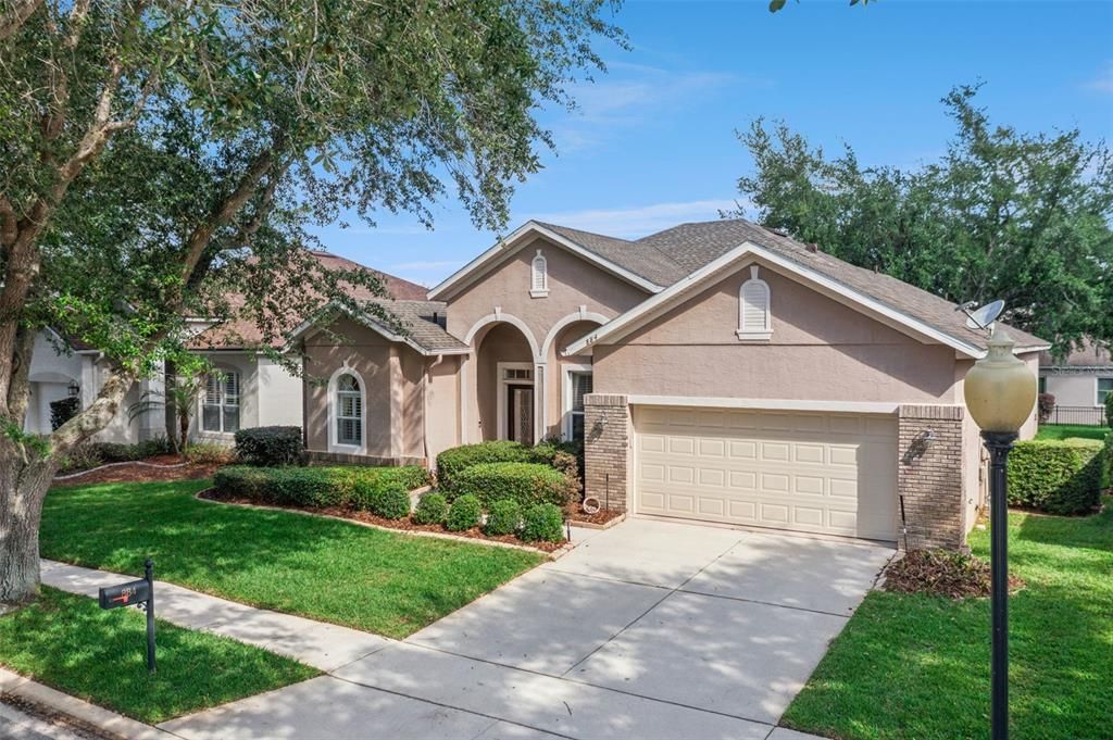 For Sale: $649,000 (4 beds, 2 baths, 2250 Square Feet)