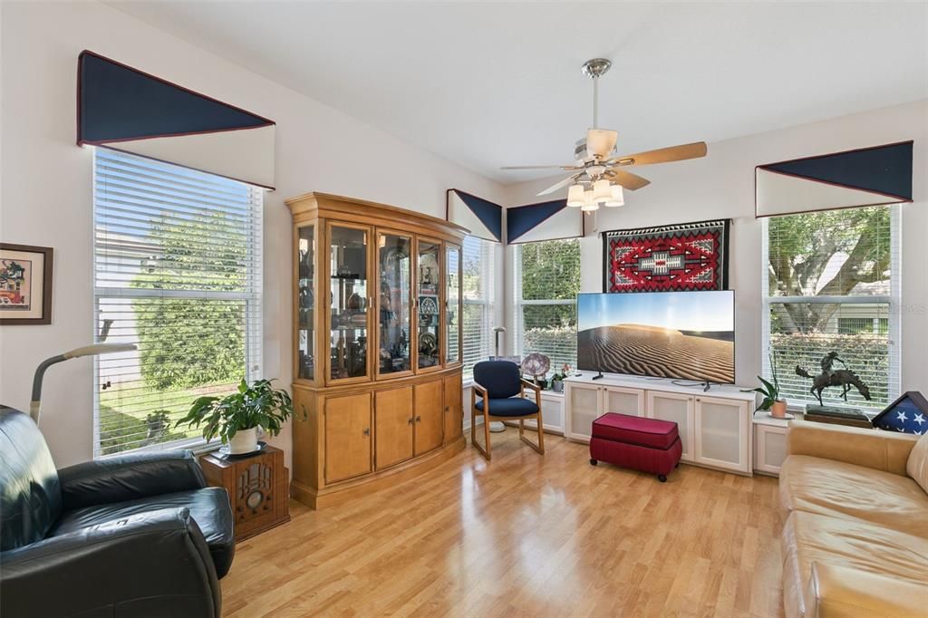 For Sale: $649,000 (4 beds, 2 baths, 2250 Square Feet)
