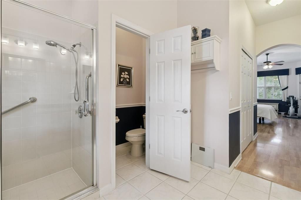 For Sale: $649,000 (4 beds, 2 baths, 2250 Square Feet)
