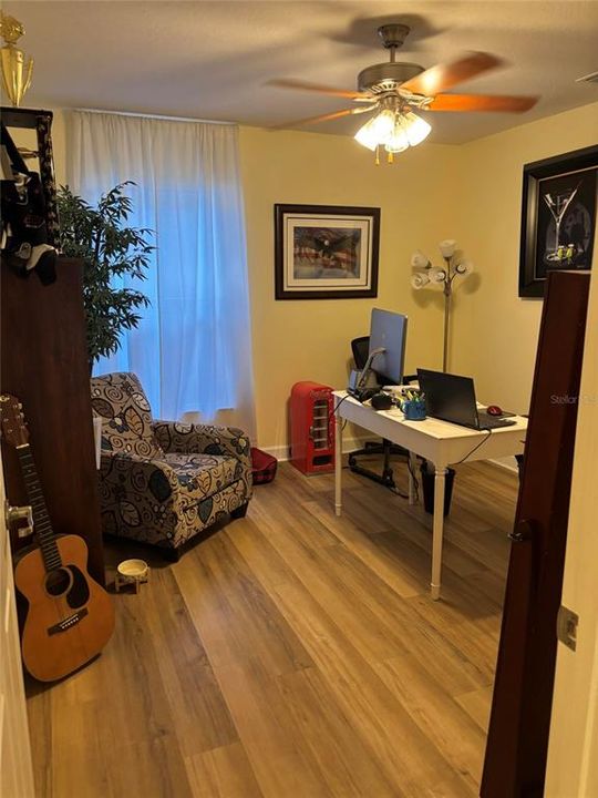 For Sale: $585,000 (4 beds, 2 baths, 2198 Square Feet)