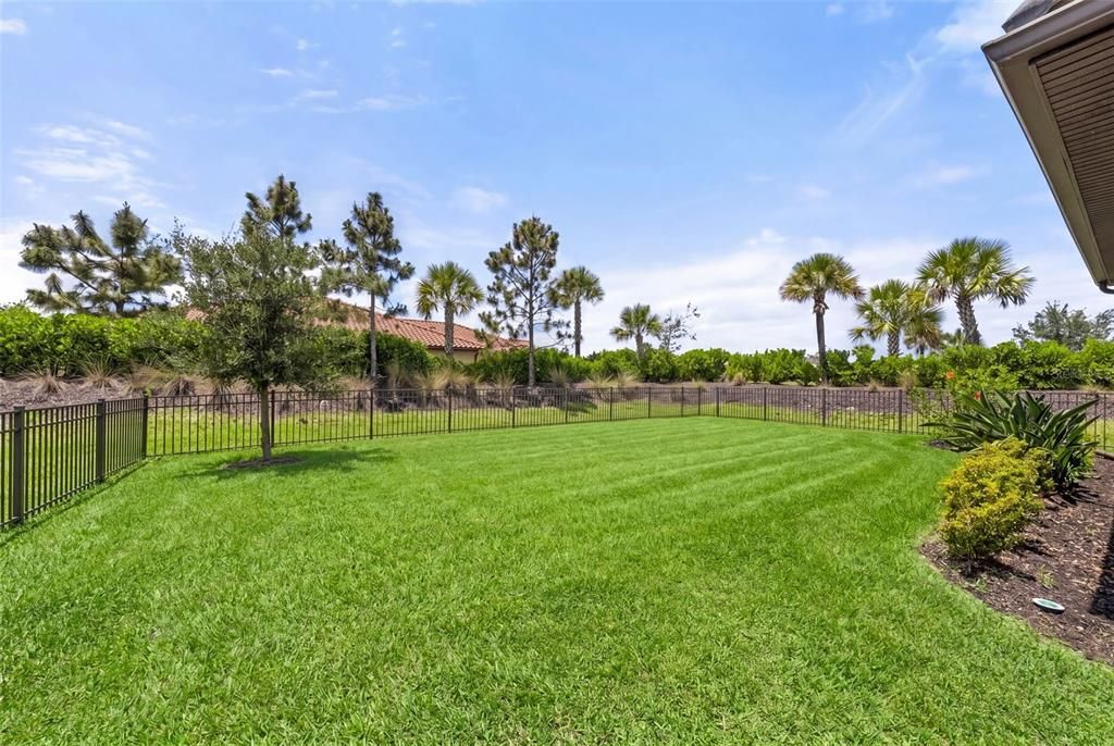 Activo con contrato: $834,900 (3 camas, 3 baños, 2087 Pies cuadrados)