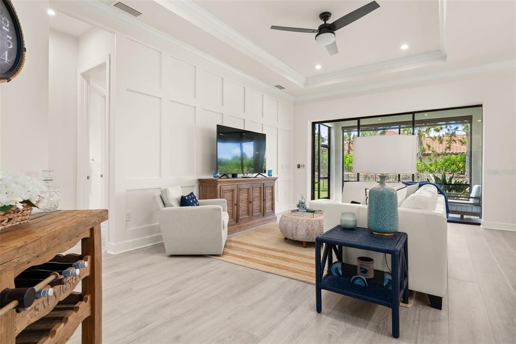 Activo con contrato: $834,900 (3 camas, 3 baños, 2087 Pies cuadrados)