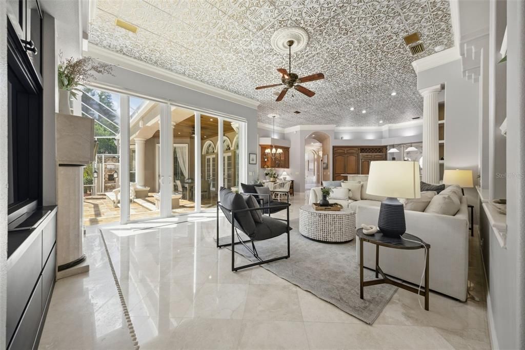 For Sale: $1,650,000 (4 beds, 3 baths, 4100 Square Feet)