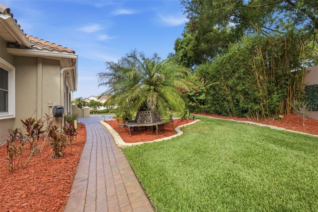 For Sale: $1,650,000 (4 beds, 3 baths, 4100 Square Feet)
