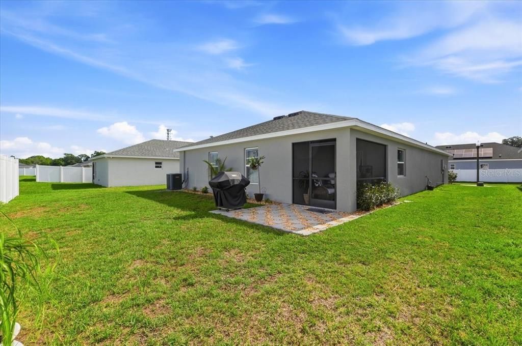 For Sale: $340,000 (4 beds, 2 baths, 1627 Square Feet)