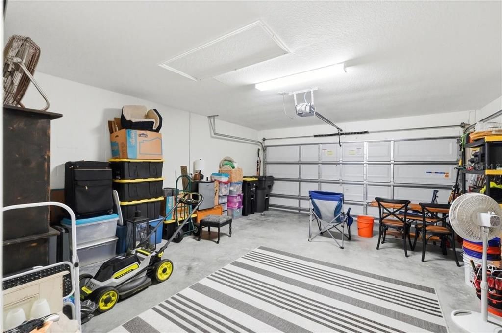 For Sale: $340,000 (4 beds, 2 baths, 1627 Square Feet)