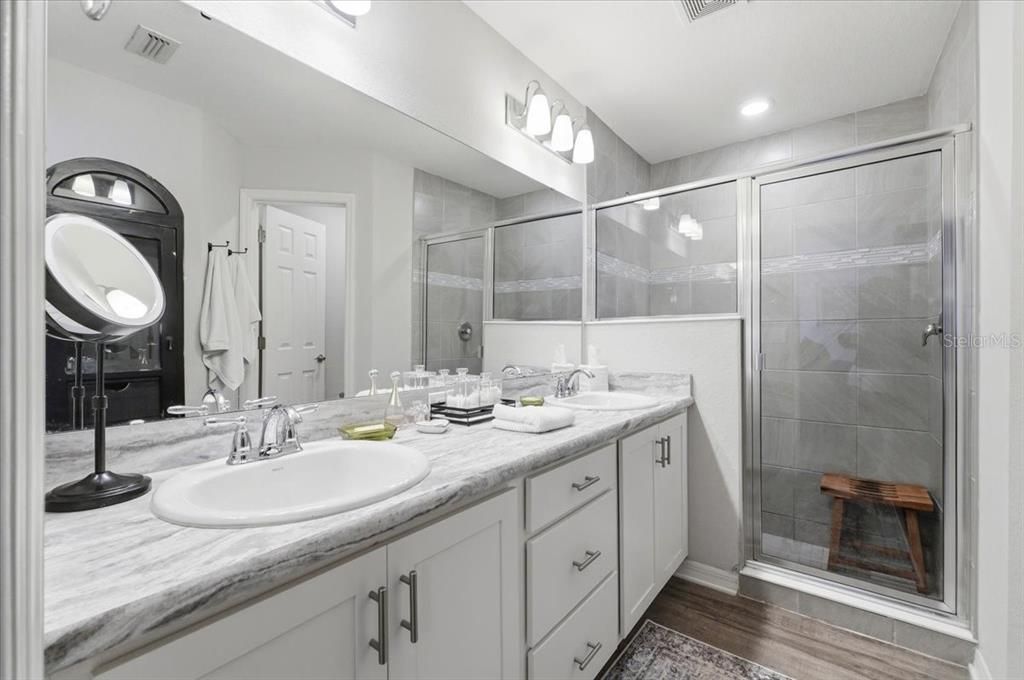 For Sale: $340,000 (4 beds, 2 baths, 1627 Square Feet)
