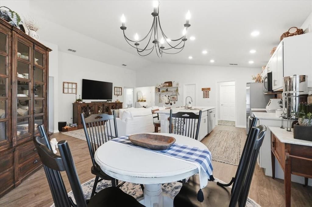 For Sale: $340,000 (4 beds, 2 baths, 1627 Square Feet)
