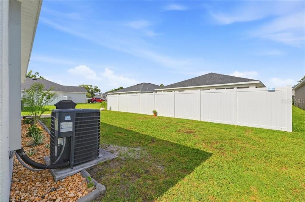 For Sale: $340,000 (4 beds, 2 baths, 1627 Square Feet)