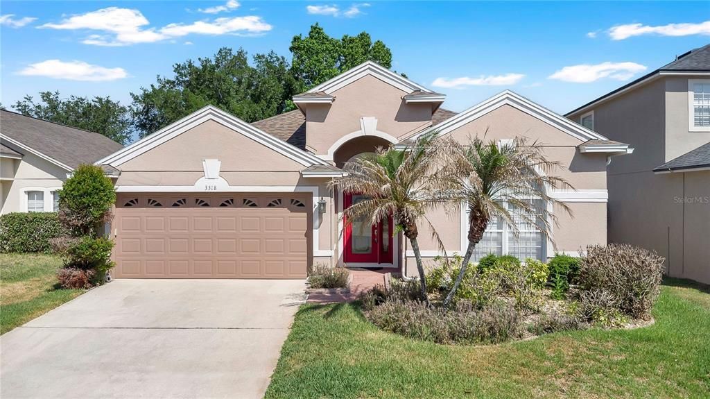 Activo con contrato: $449,900 (4 camas, 3 baños, 1970 Pies cuadrados)