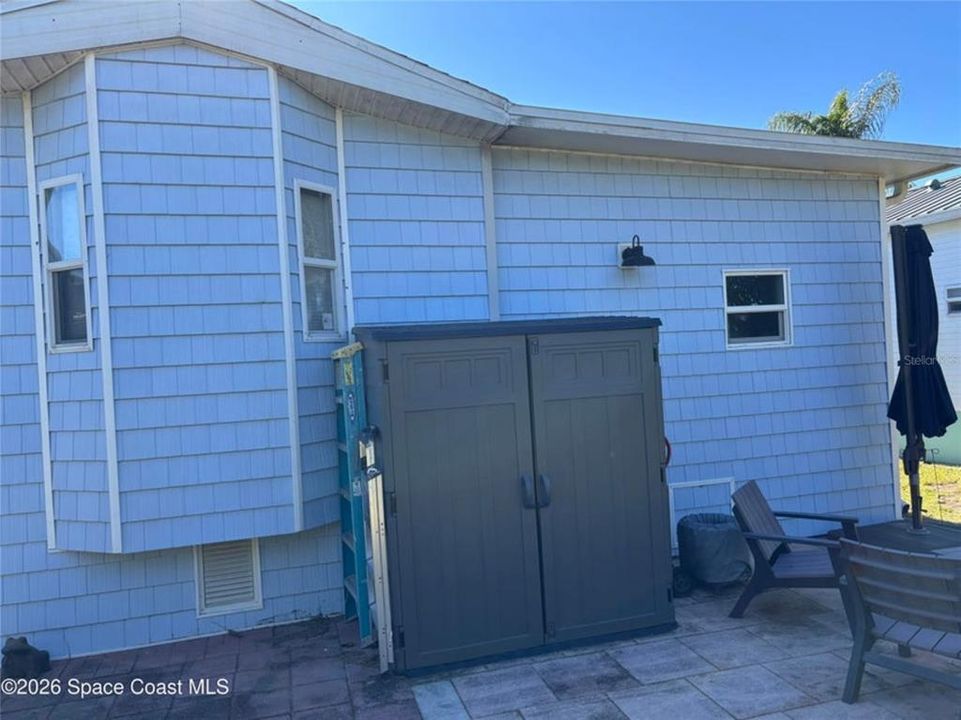 For Sale: $219,500 (2 beds, 2 baths, 491 Square Feet)