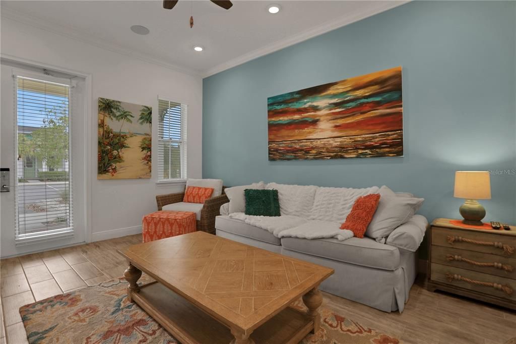 Activo con contrato: $399,000 (2 camas, 2 baños, 1305 Pies cuadrados)