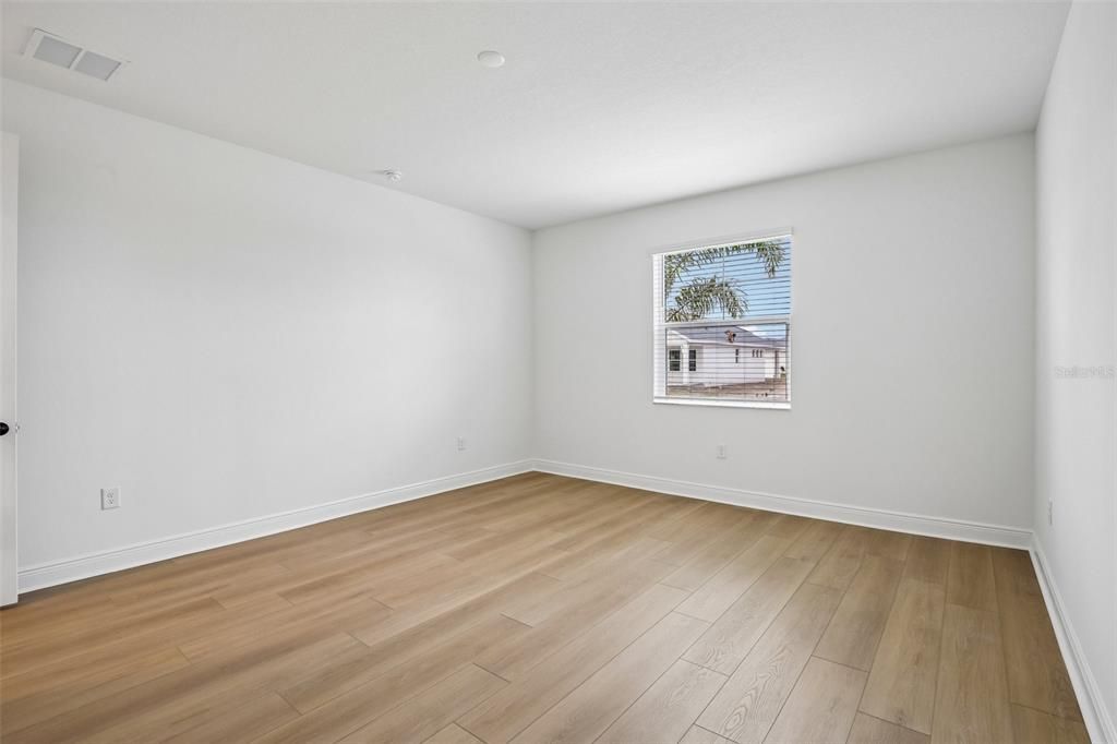 For Sale: $609,999 (3 beds, 3 baths, 2406 Square Feet)