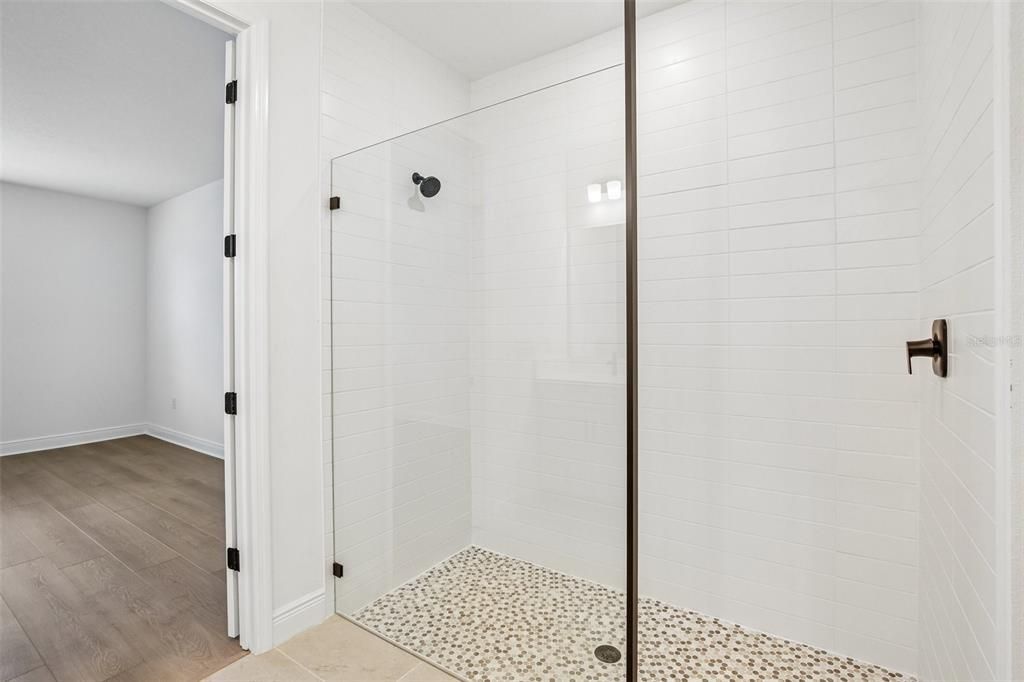 For Sale: $609,999 (3 beds, 3 baths, 2406 Square Feet)
