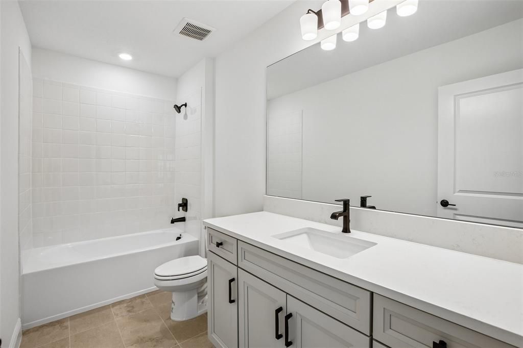 For Sale: $609,999 (3 beds, 3 baths, 2406 Square Feet)