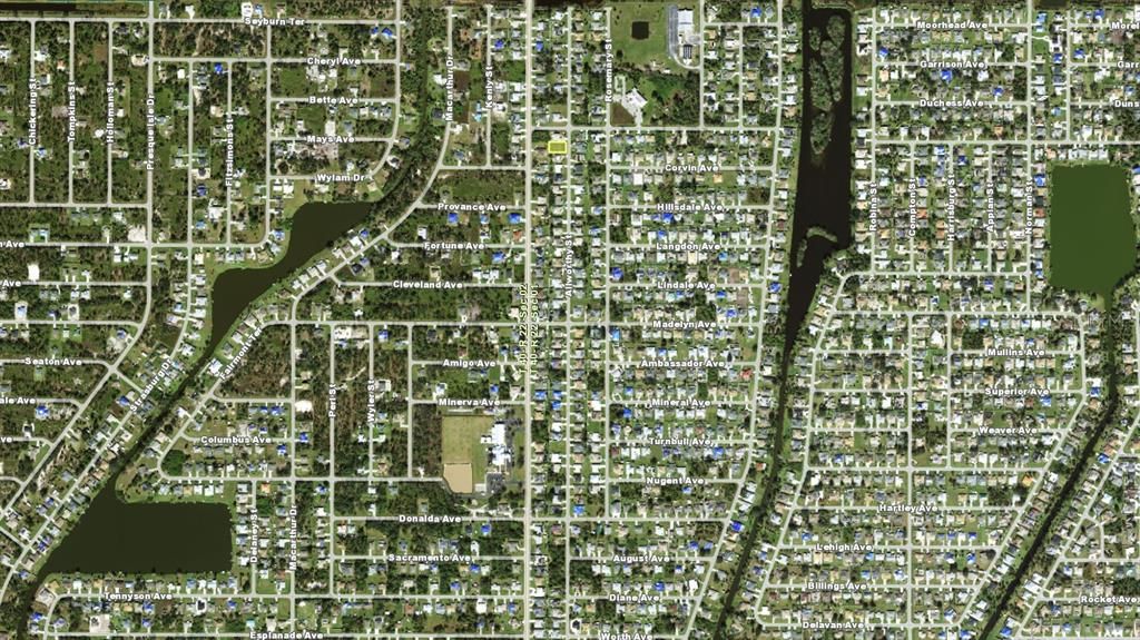 На продажу: $33,500 (0.23 acres)