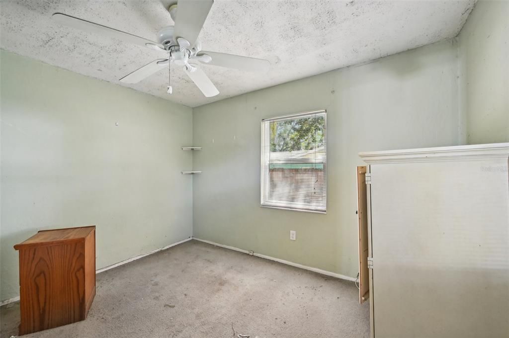 Activo con contrato: $389,000 (2 camas, 1 baños, 1291 Pies cuadrados)