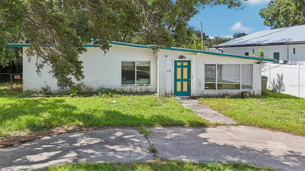 Activo con contrato: $389,000 (2 camas, 1 baños, 1291 Pies cuadrados)