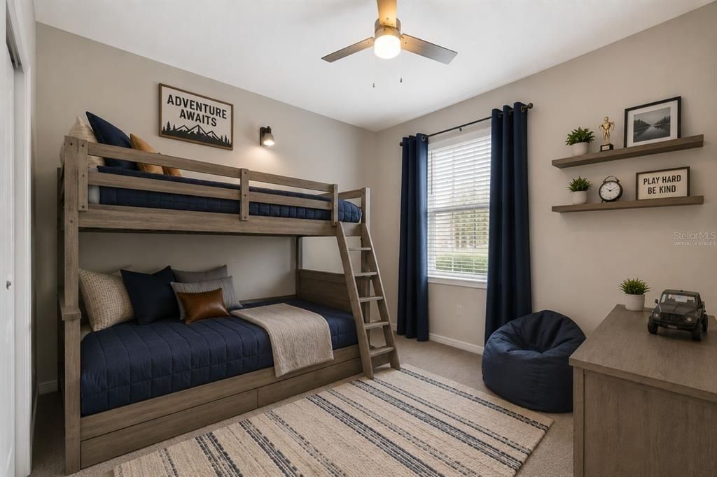 For Sale: $350,000 (4 beds, 2 baths, 1828 Square Feet)