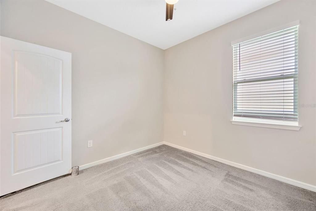 For Sale: $350,000 (4 beds, 2 baths, 1828 Square Feet)