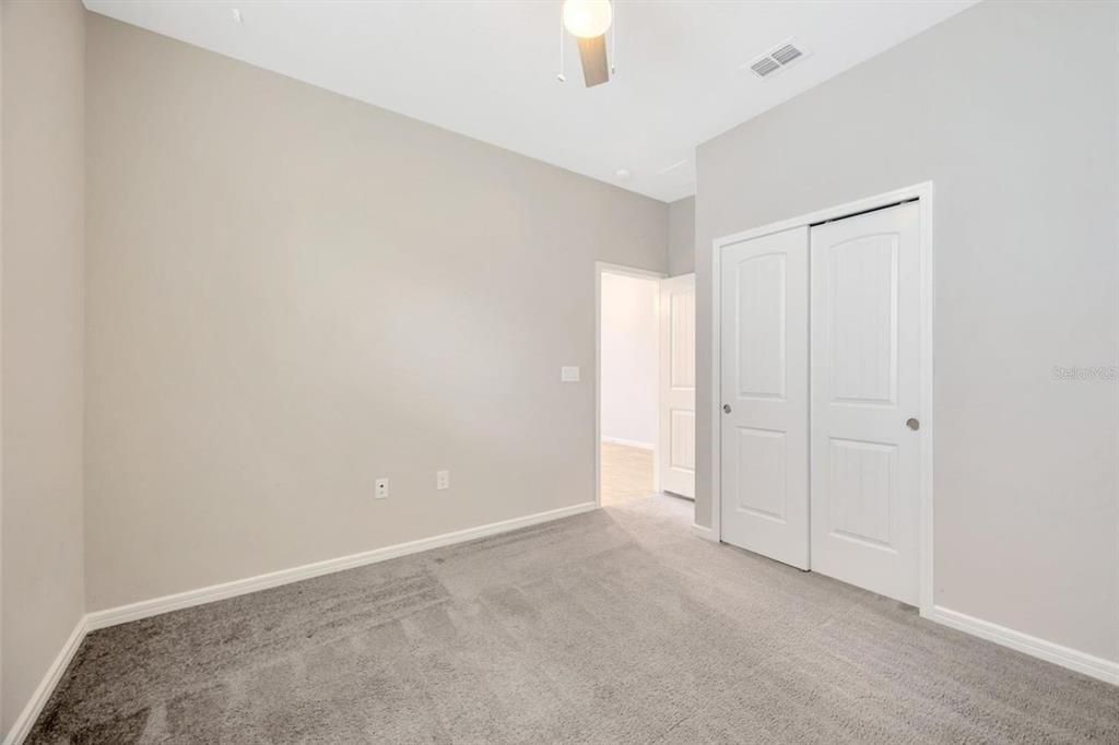 For Sale: $350,000 (4 beds, 2 baths, 1828 Square Feet)