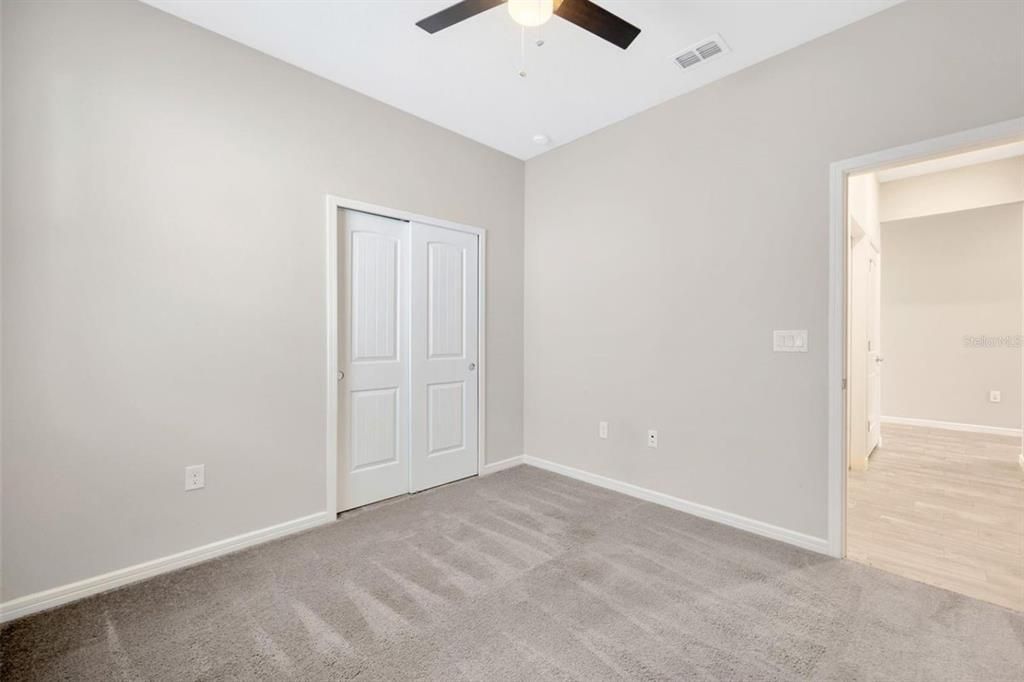For Sale: $350,000 (4 beds, 2 baths, 1828 Square Feet)
