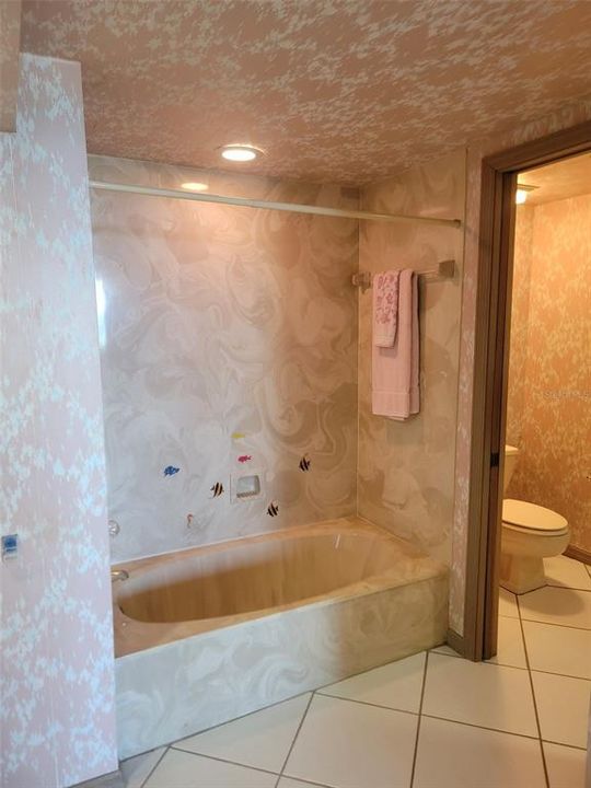 En Venta: $679,000 (2 camas, 2 baños, 1761 Pies cuadrados)