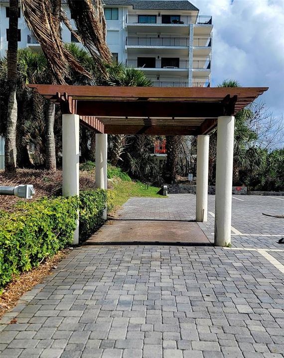 En Venta: $679,000 (2 camas, 2 baños, 1761 Pies cuadrados)