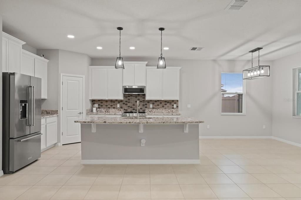Active With Contract: $419,900 (4 beds, 2 baths, 2043 Square Feet)