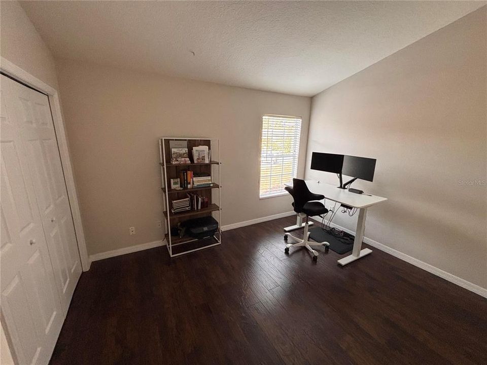 Activo con contrato: $259,900 (2 camas, 1 baños, 1272 Pies cuadrados)