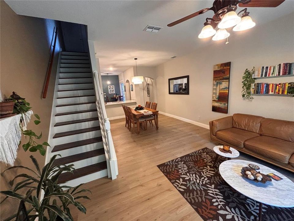 Activo con contrato: $259,900 (2 camas, 1 baños, 1272 Pies cuadrados)