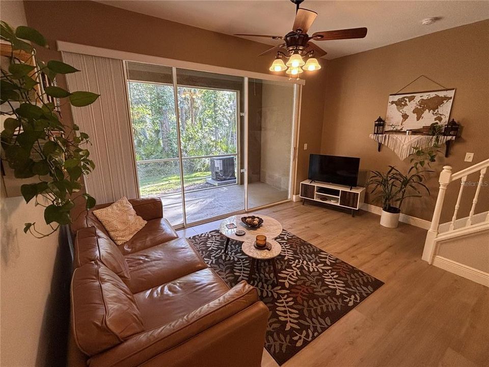 Activo con contrato: $259,900 (2 camas, 1 baños, 1272 Pies cuadrados)