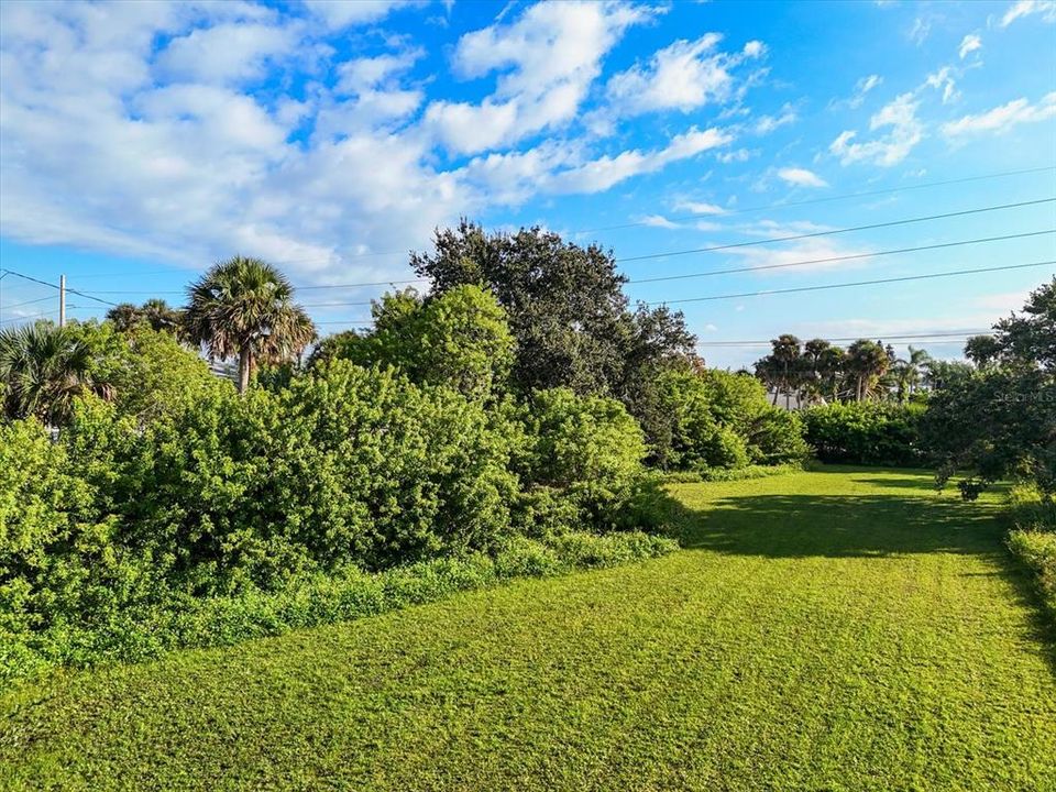 For Sale: $1,490,000 (2.55 acres)