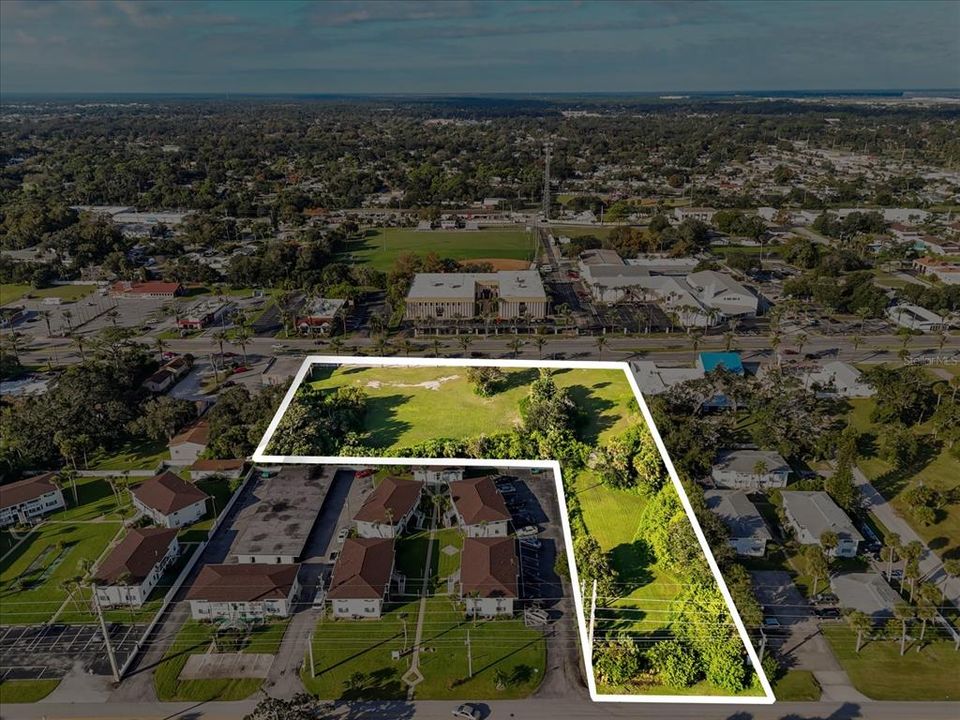 For Sale: $1,490,000 (2.55 acres)