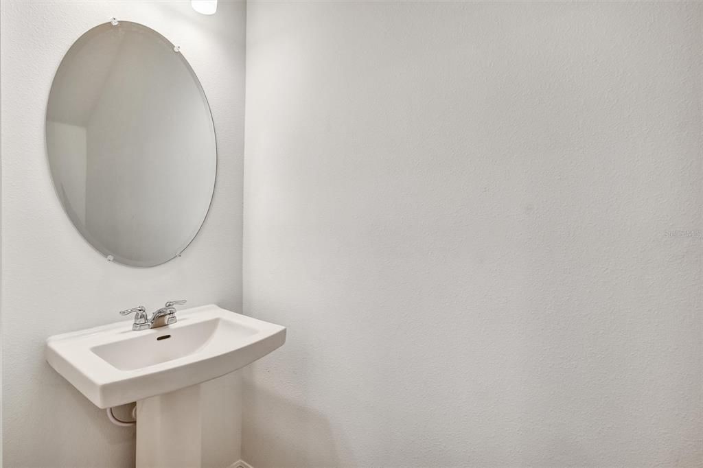 В аренду: $1,950 (3 спален, 2 ванн, 1365 Квадратных фут)
