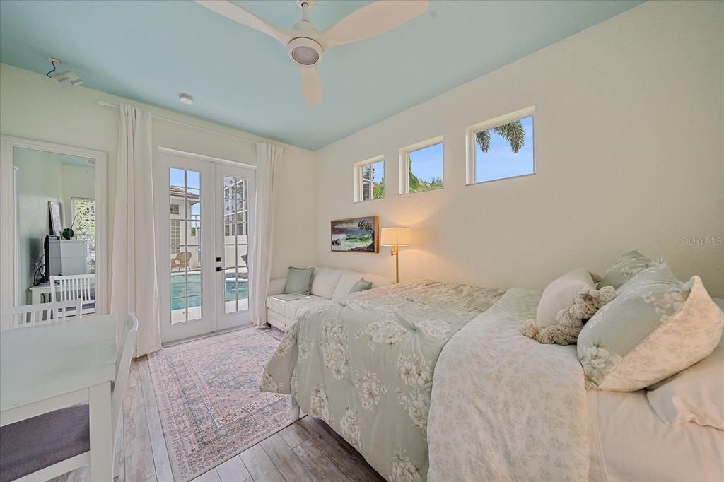 For Sale: $1,225,000 (4 beds, 4 baths, 2421 Square Feet)