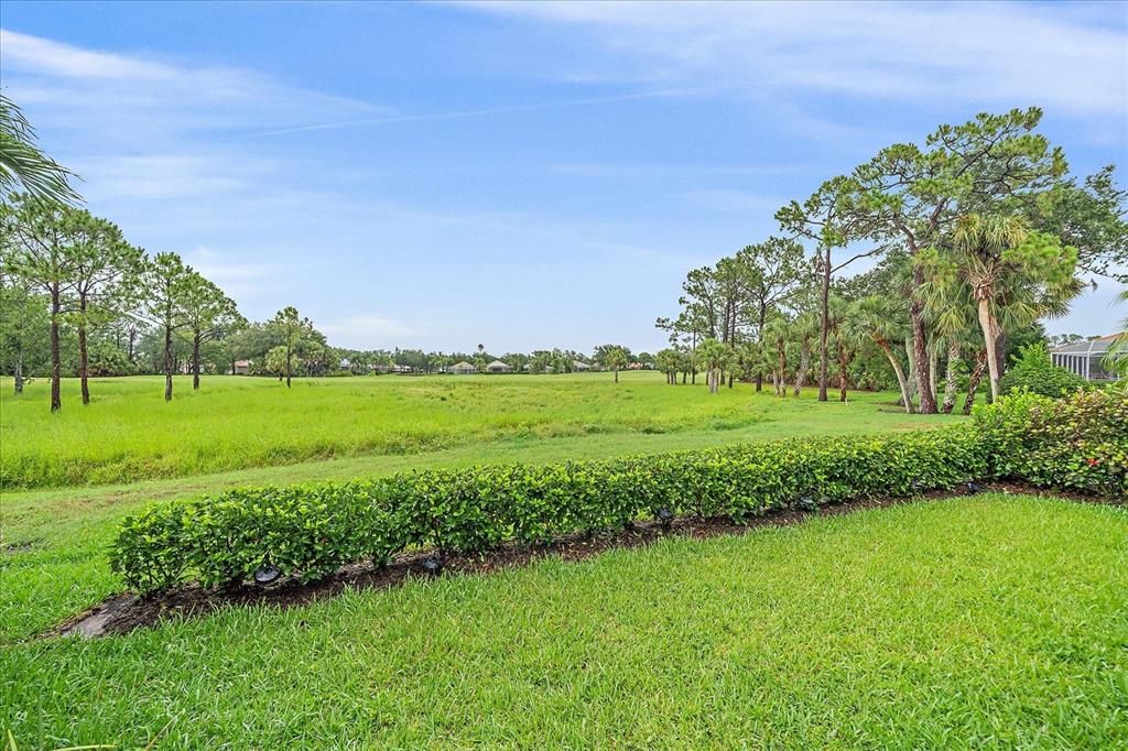 For Sale: $1,225,000 (4 beds, 4 baths, 2421 Square Feet)