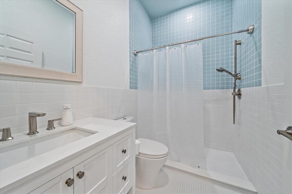 For Sale: $1,225,000 (4 beds, 4 baths, 2421 Square Feet)