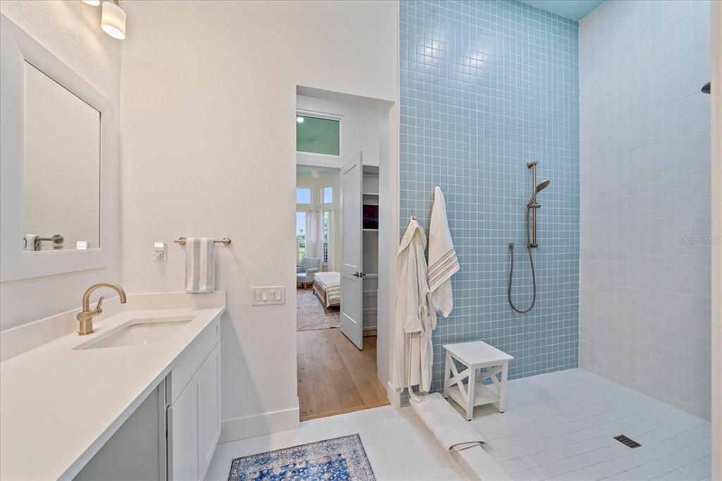 For Sale: $1,225,000 (4 beds, 4 baths, 2421 Square Feet)