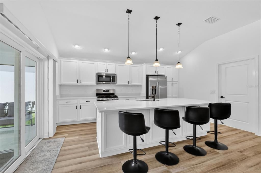 En Venta: $949,900 (3 camas, 3 baños, 1947 Pies cuadrados)