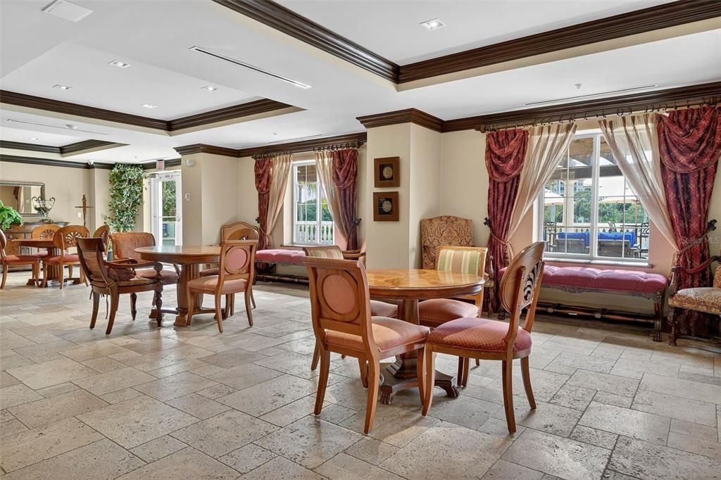 待售: $450,000 (2 贝兹, 2 浴室, 1570 平方英尺)