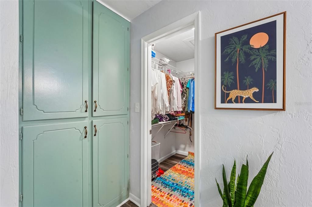 Activo con contrato: $372,900 (3 camas, 2 baños, 1561 Pies cuadrados)